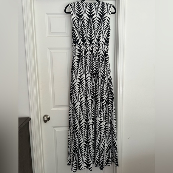 Gracia maxi dress Medium - Picture 6 of 9